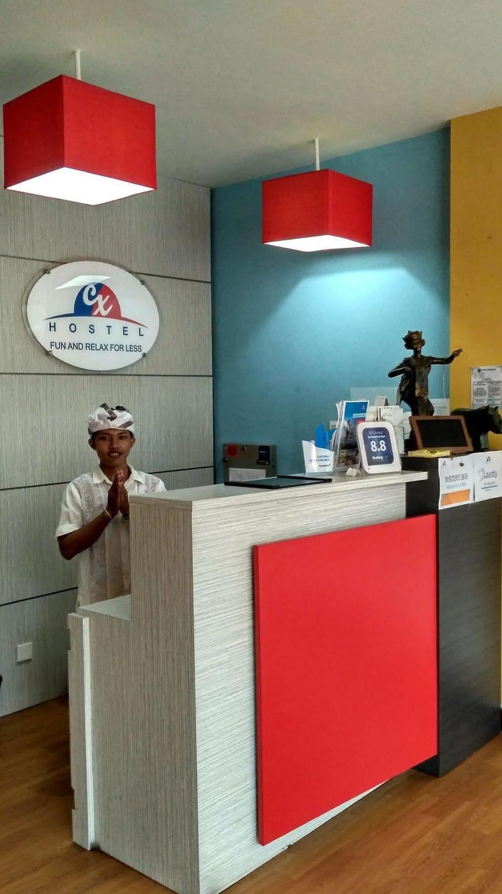 Cx Hostel Kuta Raya Екстериор снимка