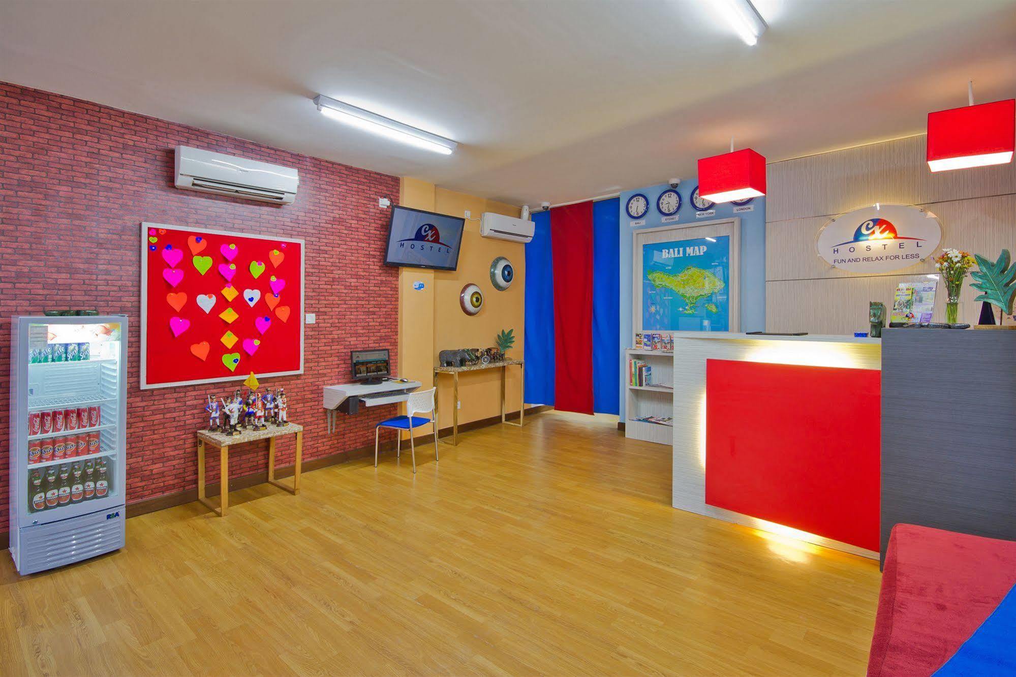 Cx Hostel Kuta Raya Екстериор снимка